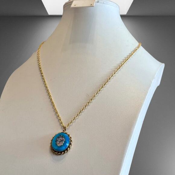 Vintage Micromosaic Floral Oval Pendant with Gold Tone Chain - Picture 8 of 9
